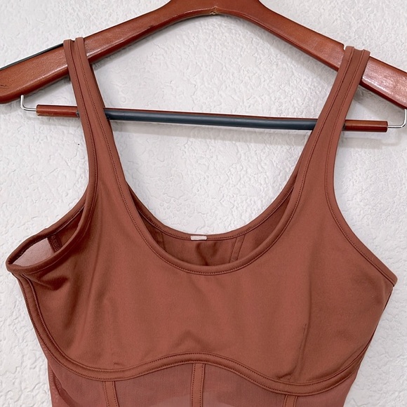 ALO Airbrush Mesh Corset Tank - Picture 3 of 9